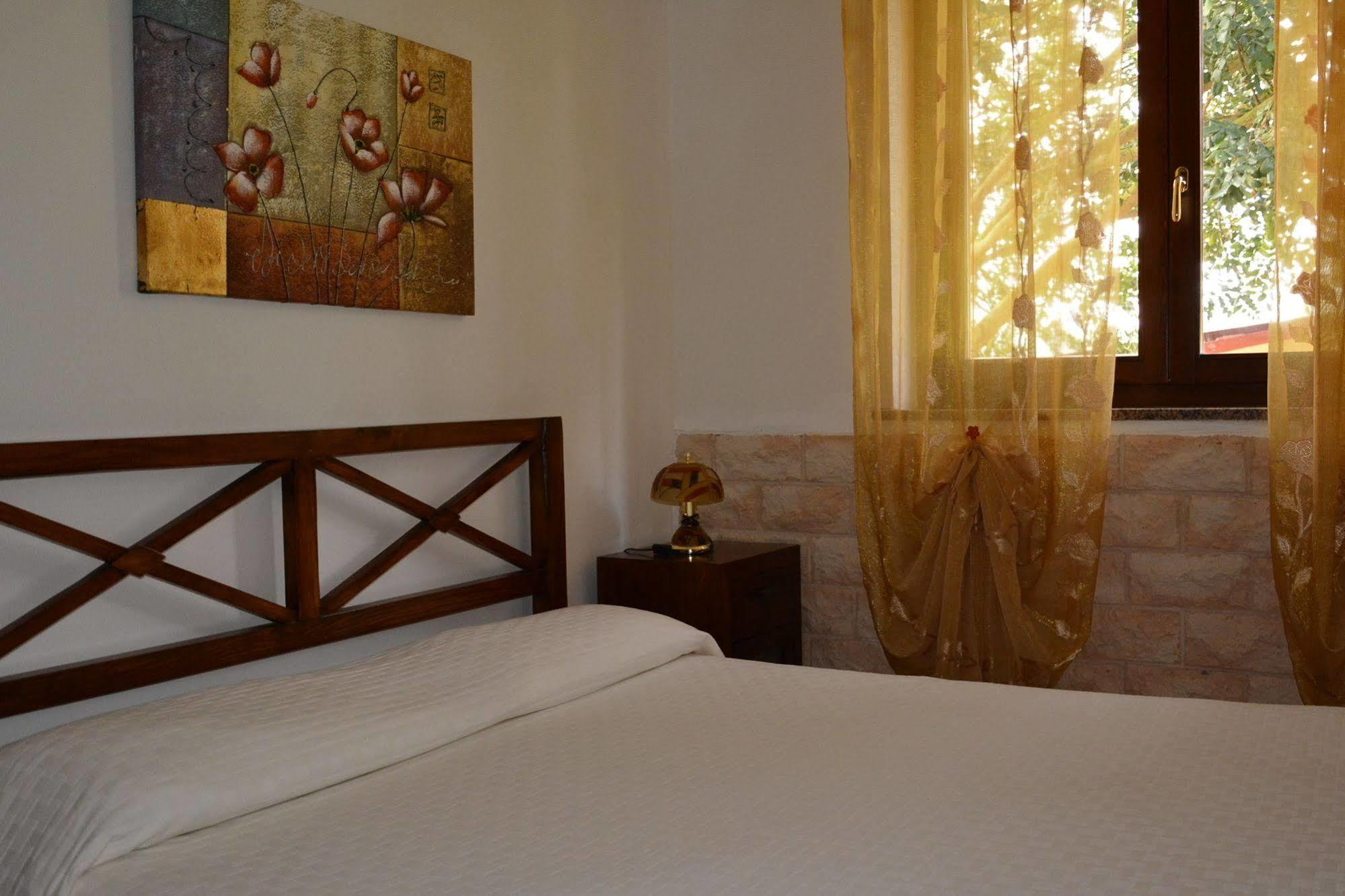 Agriturismo Sa Murta In Sennariolo-Oristano Luaran gambar